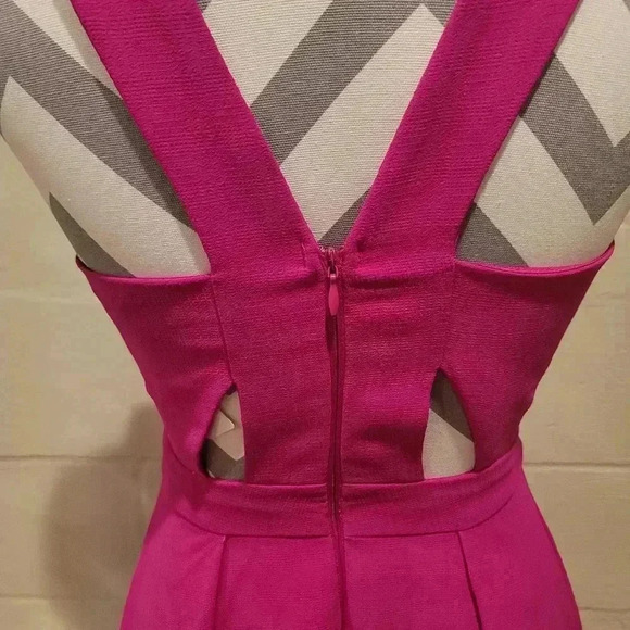 Adeyln Rae Serena Fit and Flare Scallop Dress Fuchsia Size XS EUC. - Picture 5 of 13